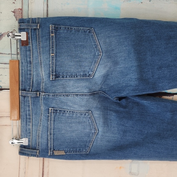 Paige Kylie Crop Destructed Jeans in Nora colorway - Picture 5 of 9